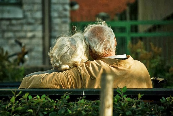 L'inquiétude des couples âgés